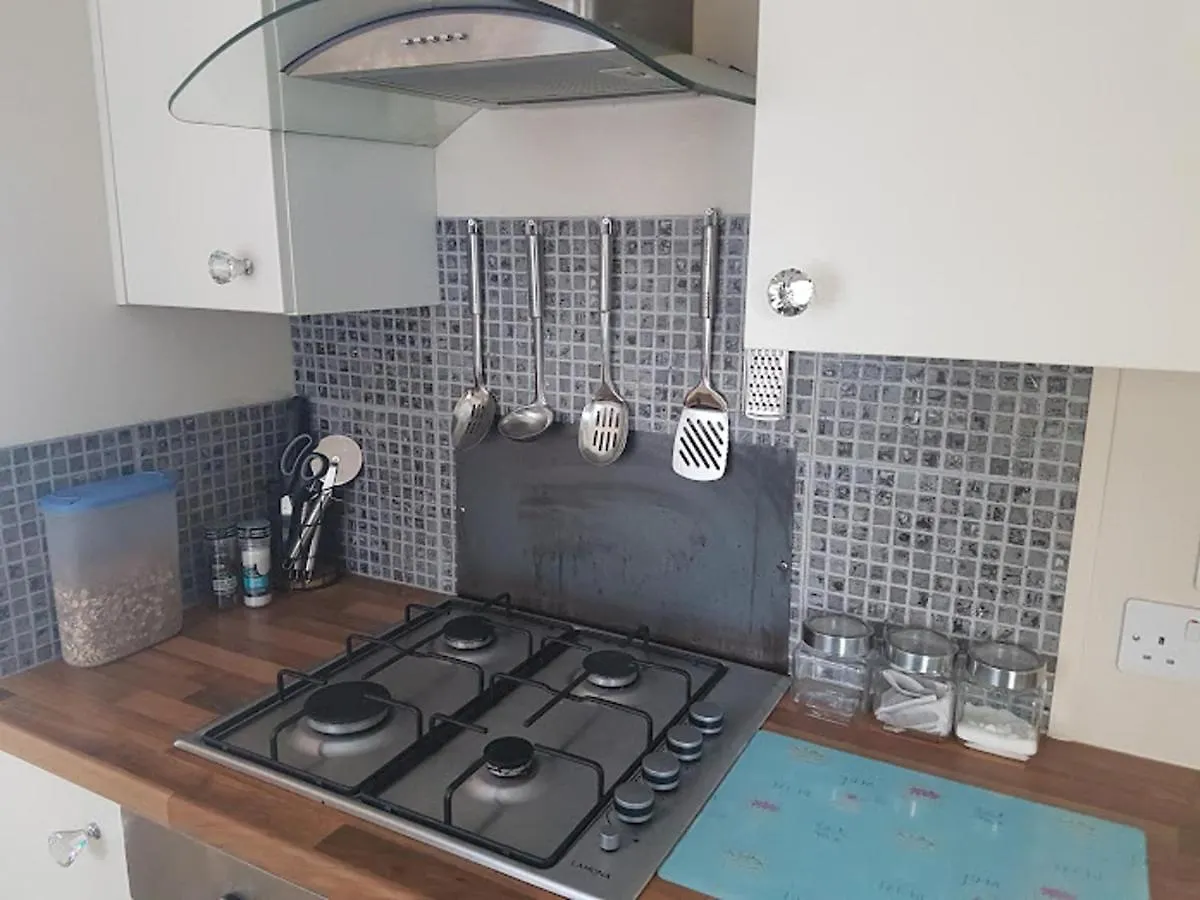 Lovely 2-Bed Chalet At Robinhood Retreat Free Park Villa Nottingham Storbritannien